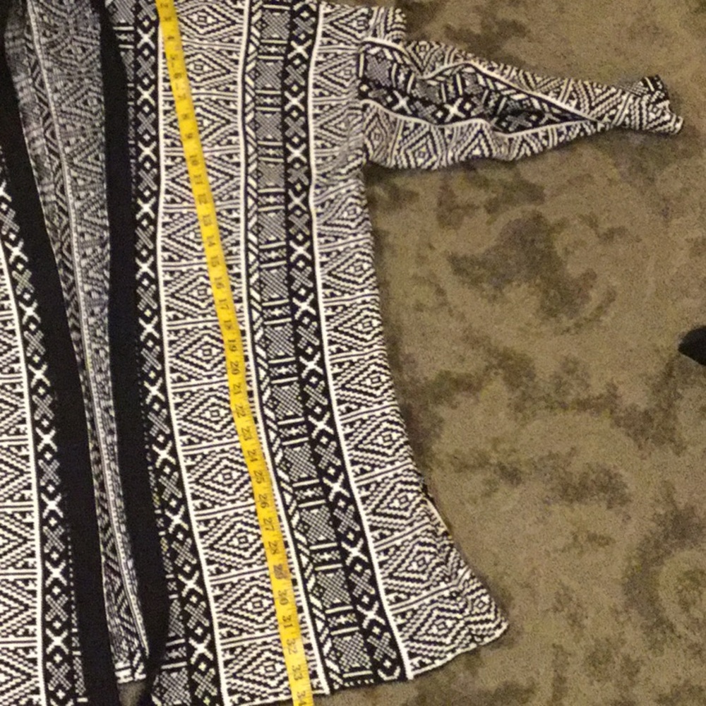 Sweater - Picture 6 of 7